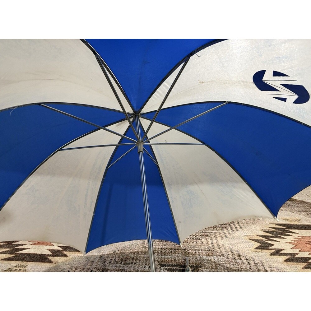2 Vintage Umbrellas Newspaper Umbrella Cartoon Comic Strip Print Wood Handle - Picture 7 of 9